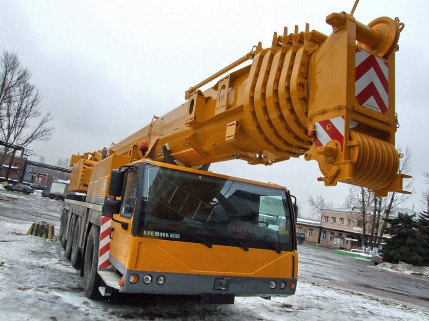 <span style="font-weight: normal;">LIEBHERR LTM 1160-5.1</span>